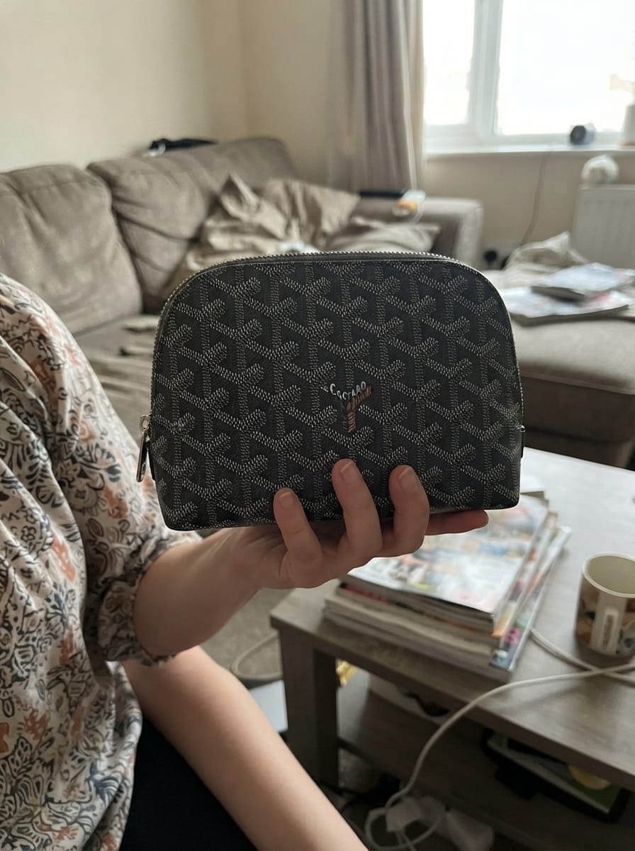 Customer photo review of Lustre Luxe Pouch