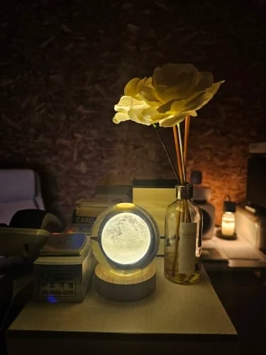 Customer photo review of Crystal Space Lamp