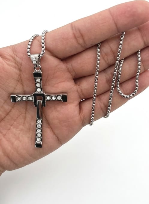 Customer photo review of Collar Cruz de Toretto ⛓️ Centro Articulado que se Mueve ✨