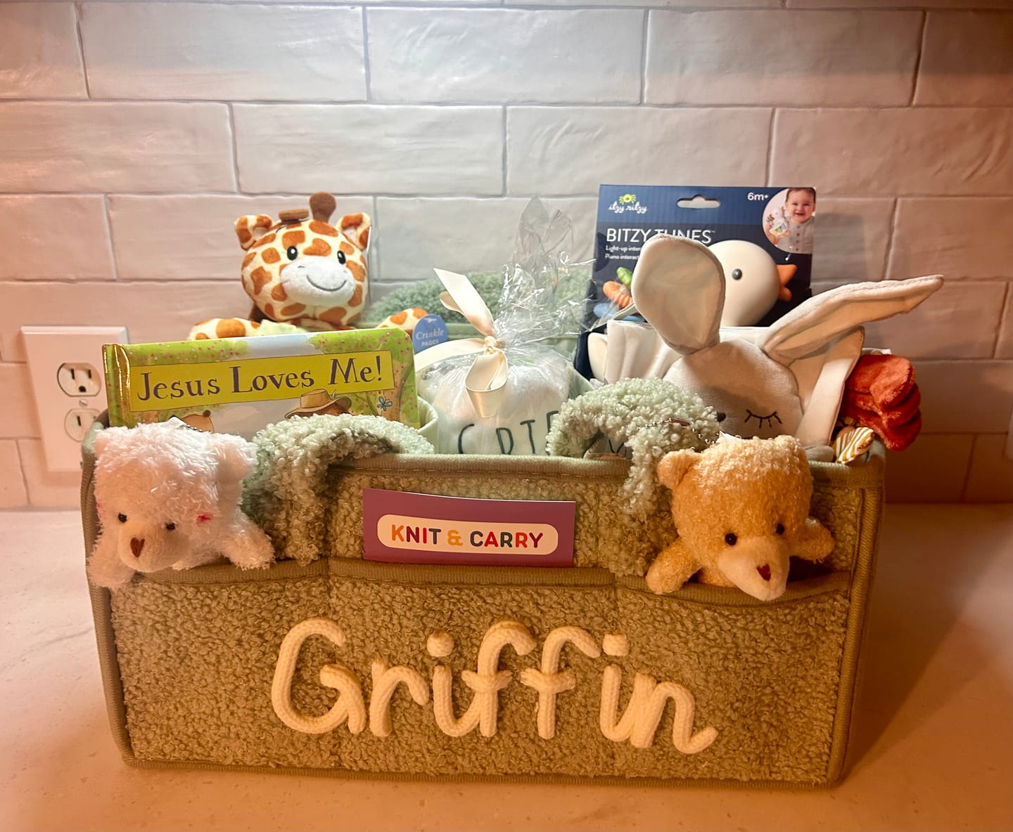 Customer photo review of K&C - Personalized Baby Storage Basket