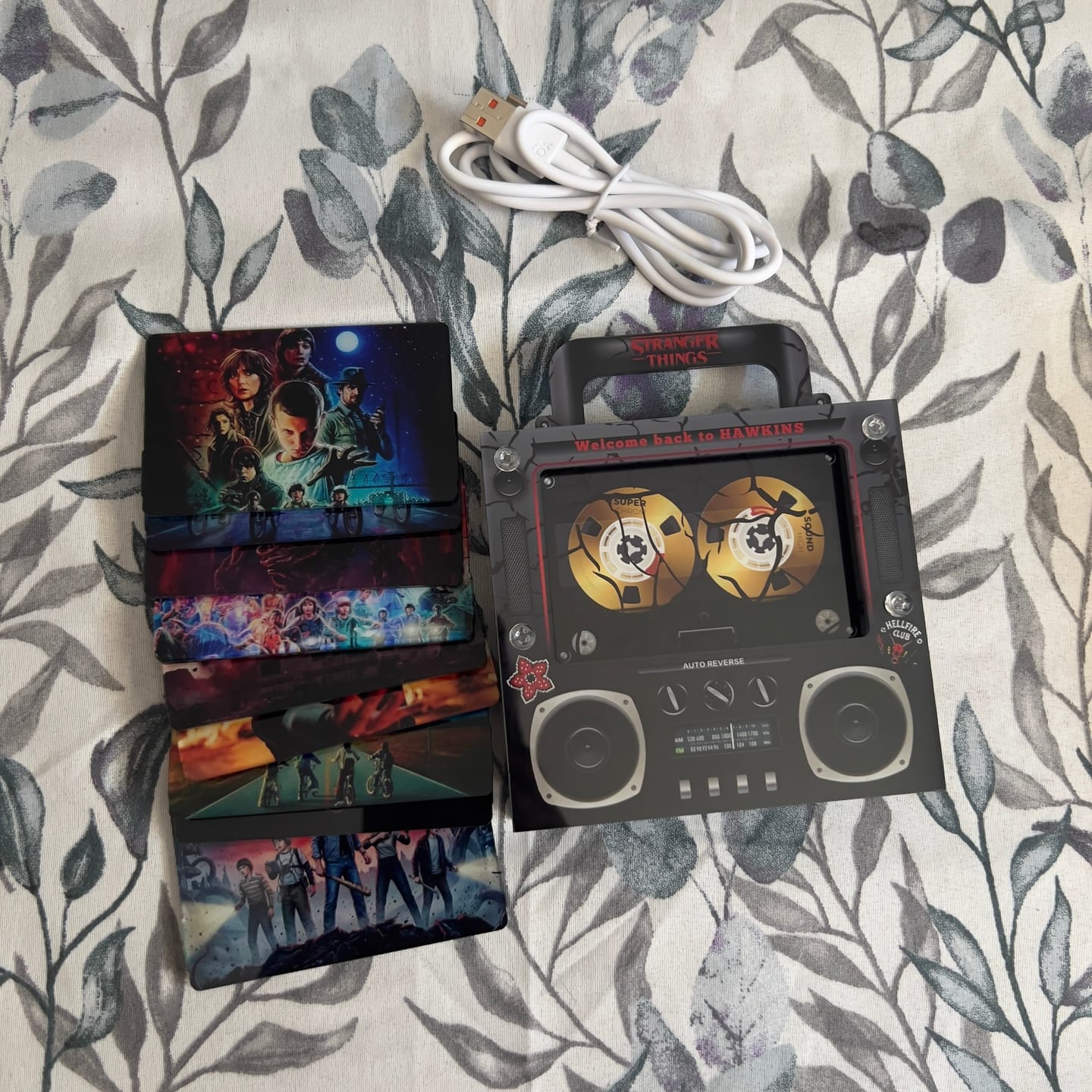 Customer photo review of Hawkins Box