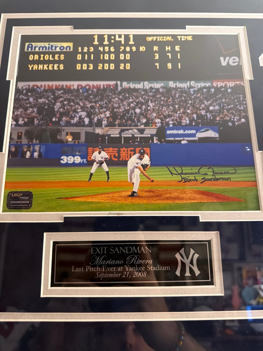 Customer photo review of Mariano Rivera Autograph Signing