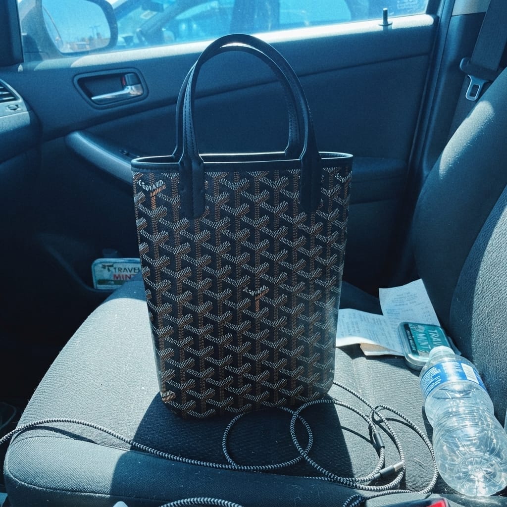 Customer photo review of Potiers Bag