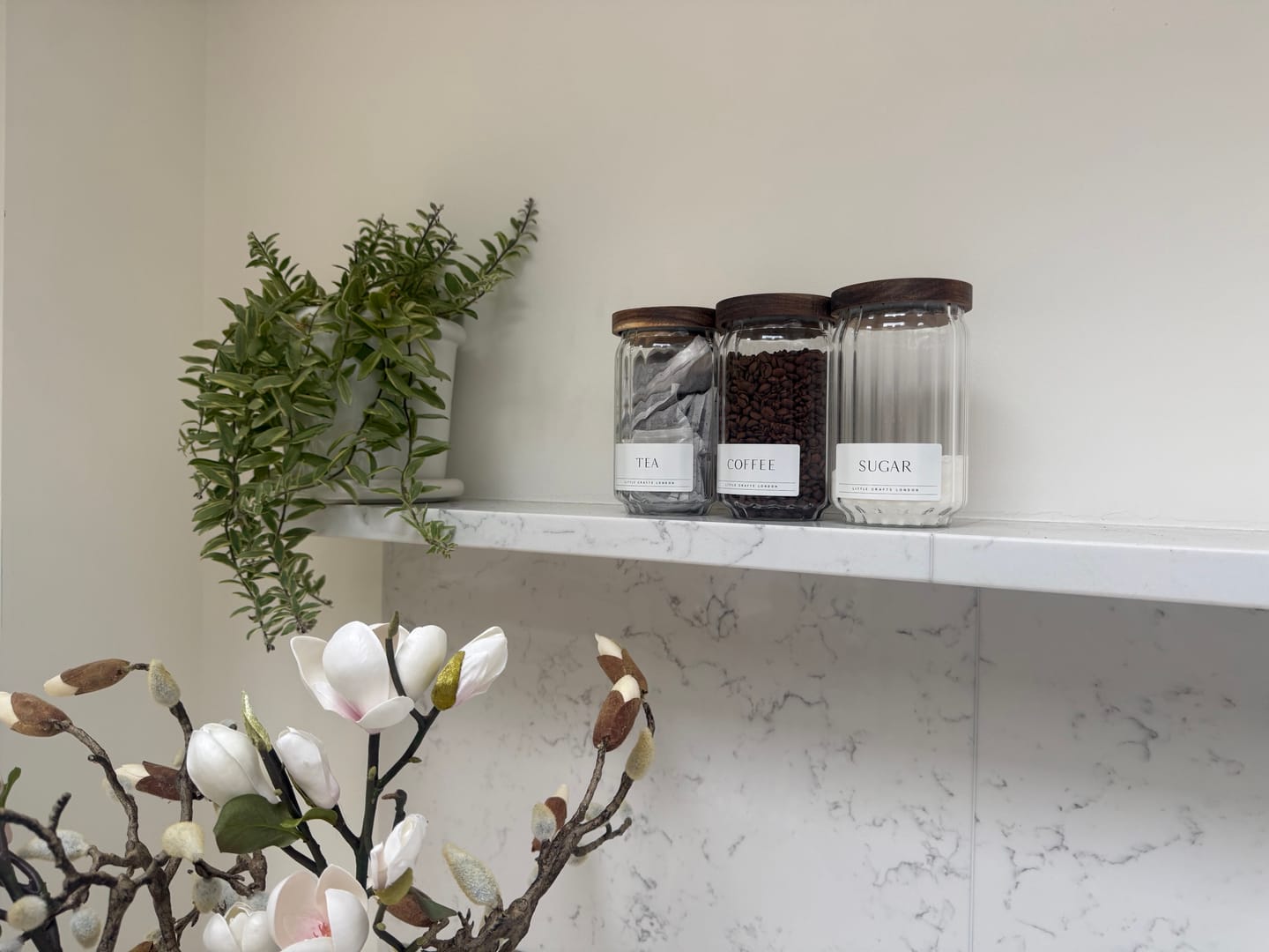 Customer photo review of Ribbed Set of 3 Acacia Glass Jars Tea, Coffee and Sugar 750 ML