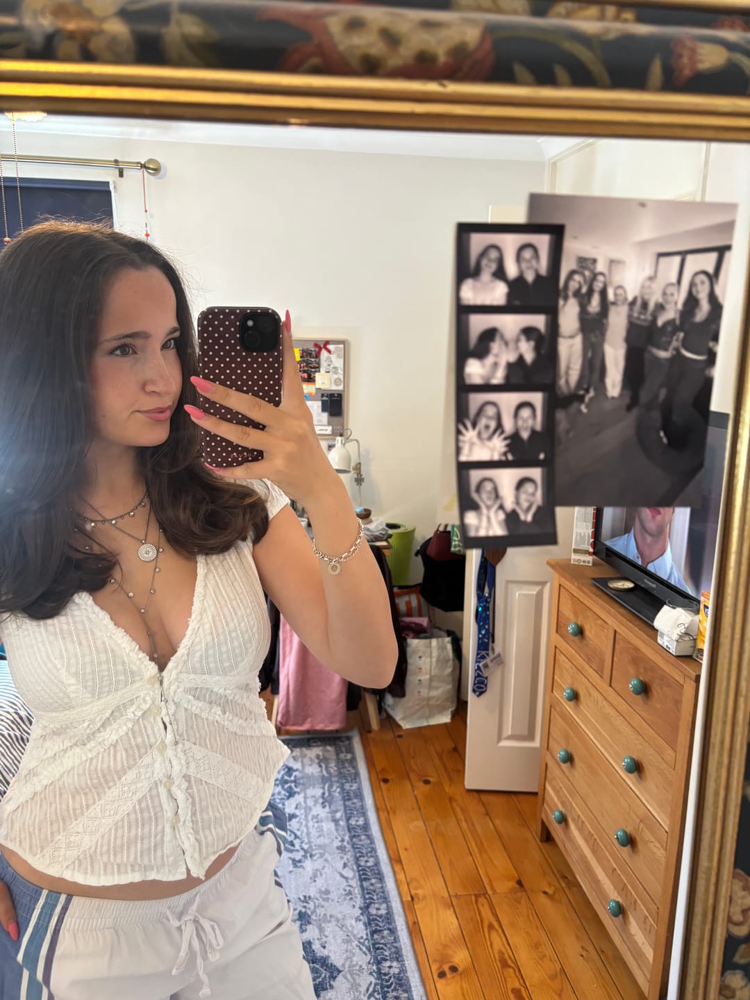 Customer photo review of Izzy Star Pendant Necklace Crystal & Silver