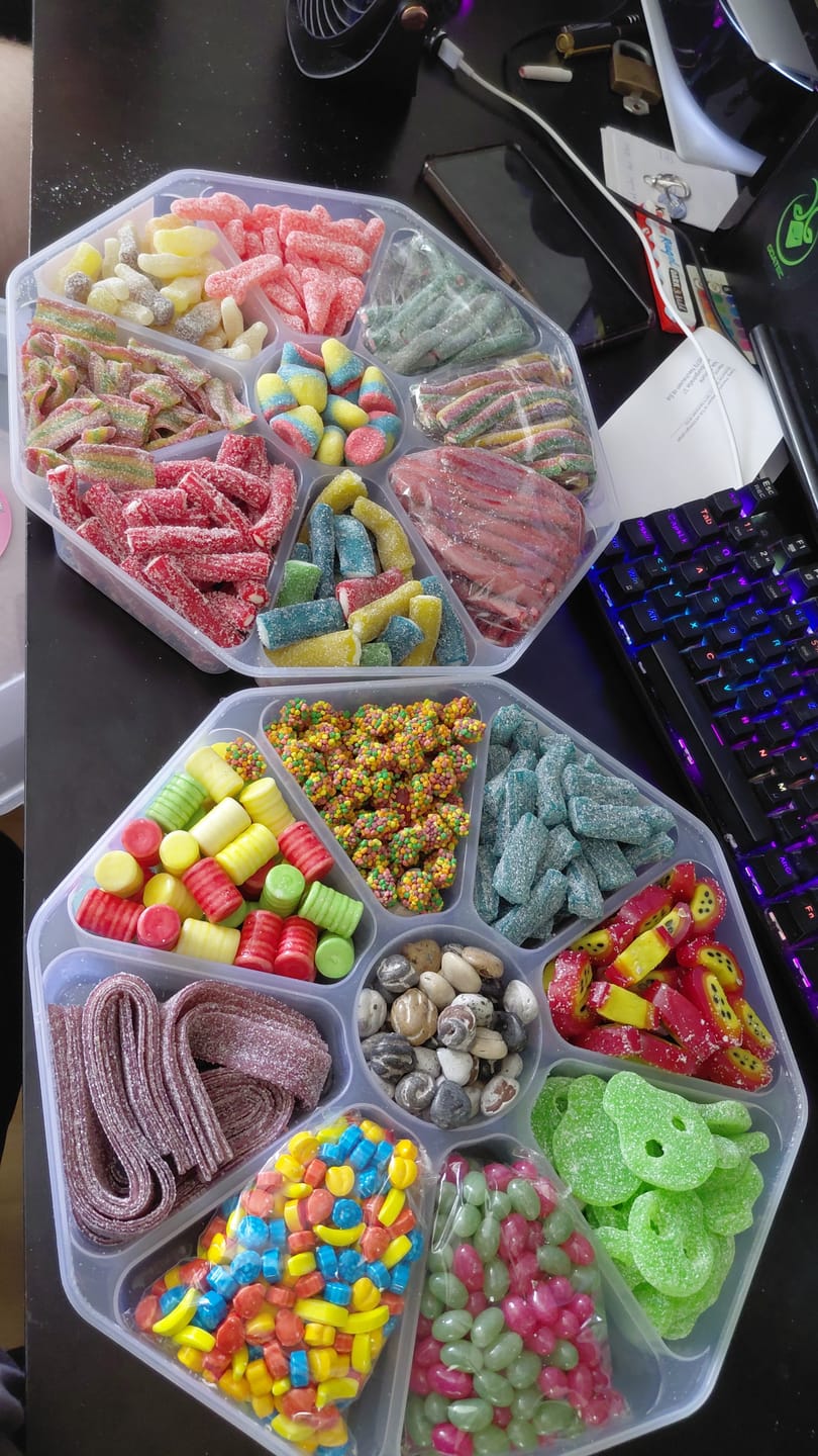 Customer photo review of Poppin Candy Custom Candy Platter