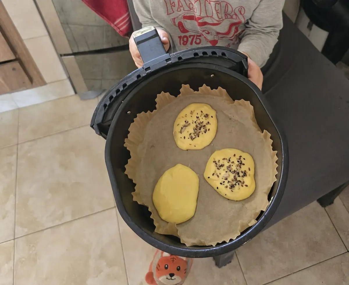 Customer photo review of 🍟 Papel para Airfryer – Paquete de 50 Unidades 🍗