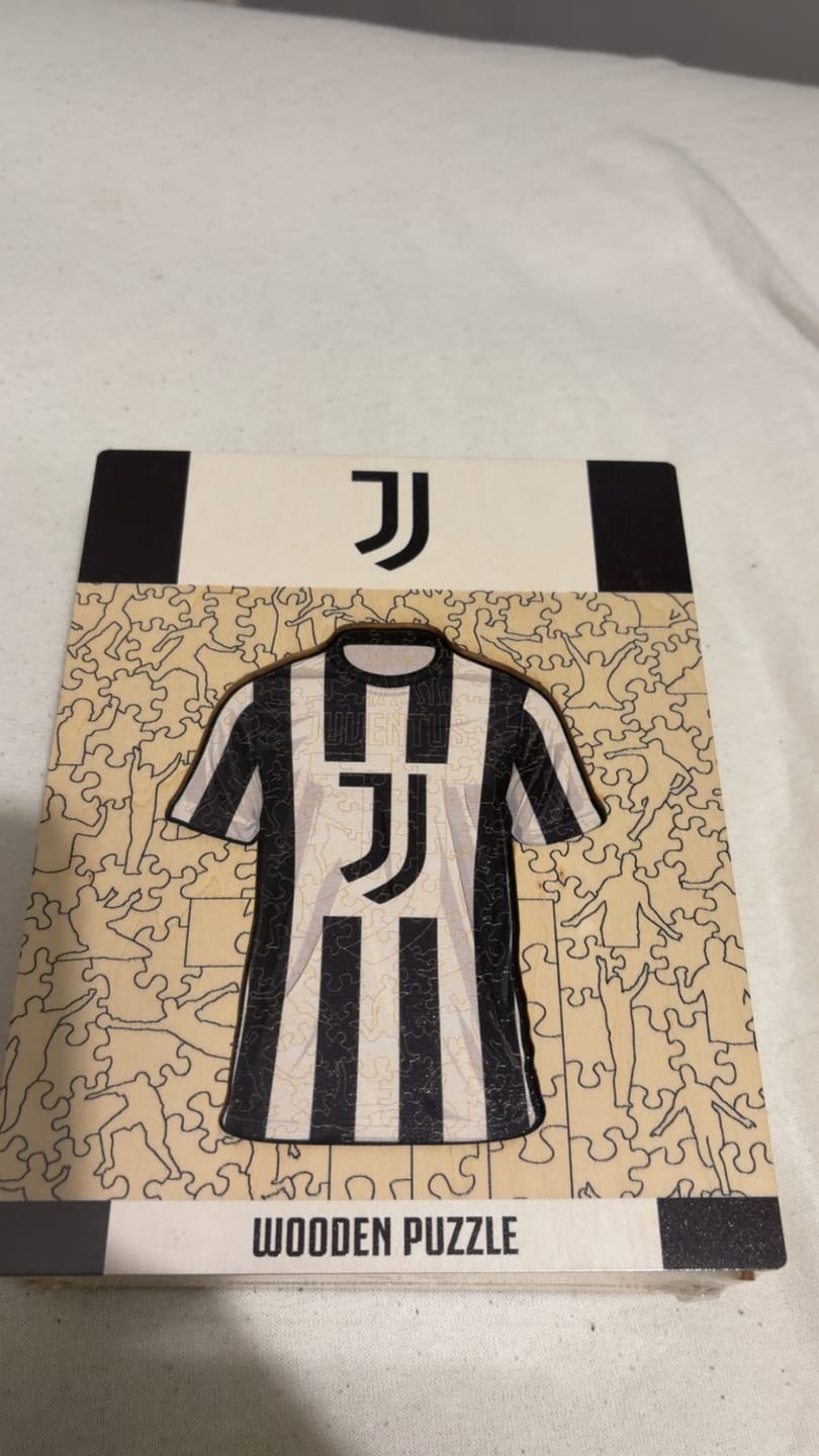 Customer photo review of Juventus FC® Jersey - Wooden Puzzle