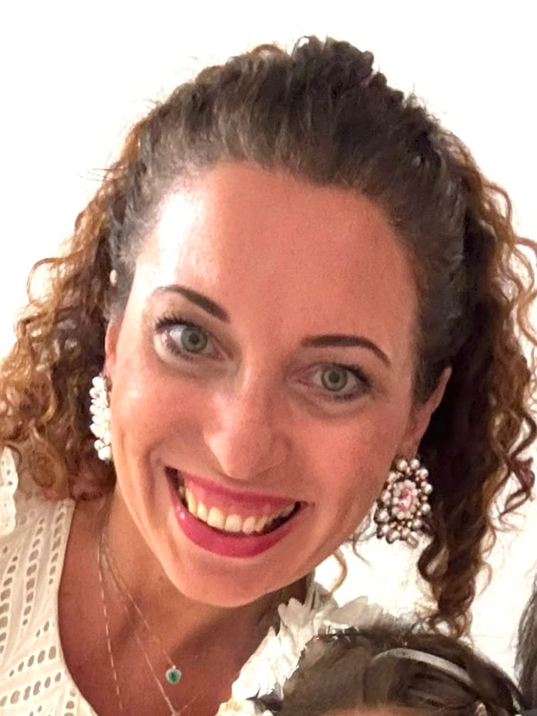 Customer photo review of Orecchini a bottone Taormina