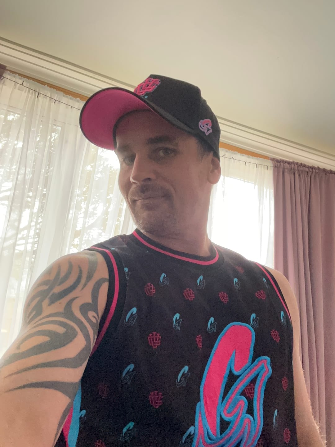 Customer photo review of [LIMITED EDITION] DEEP FIT LVCO x Geeup Water Resistant A-FRAME HAT