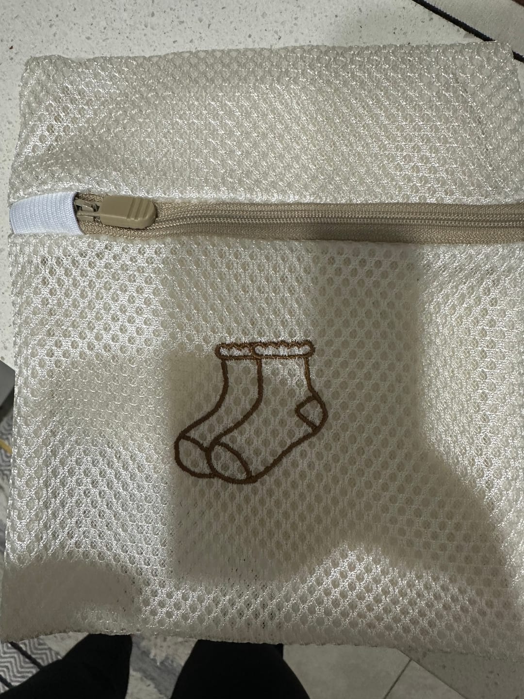 Customer photo review of Elliosa Wash Bag