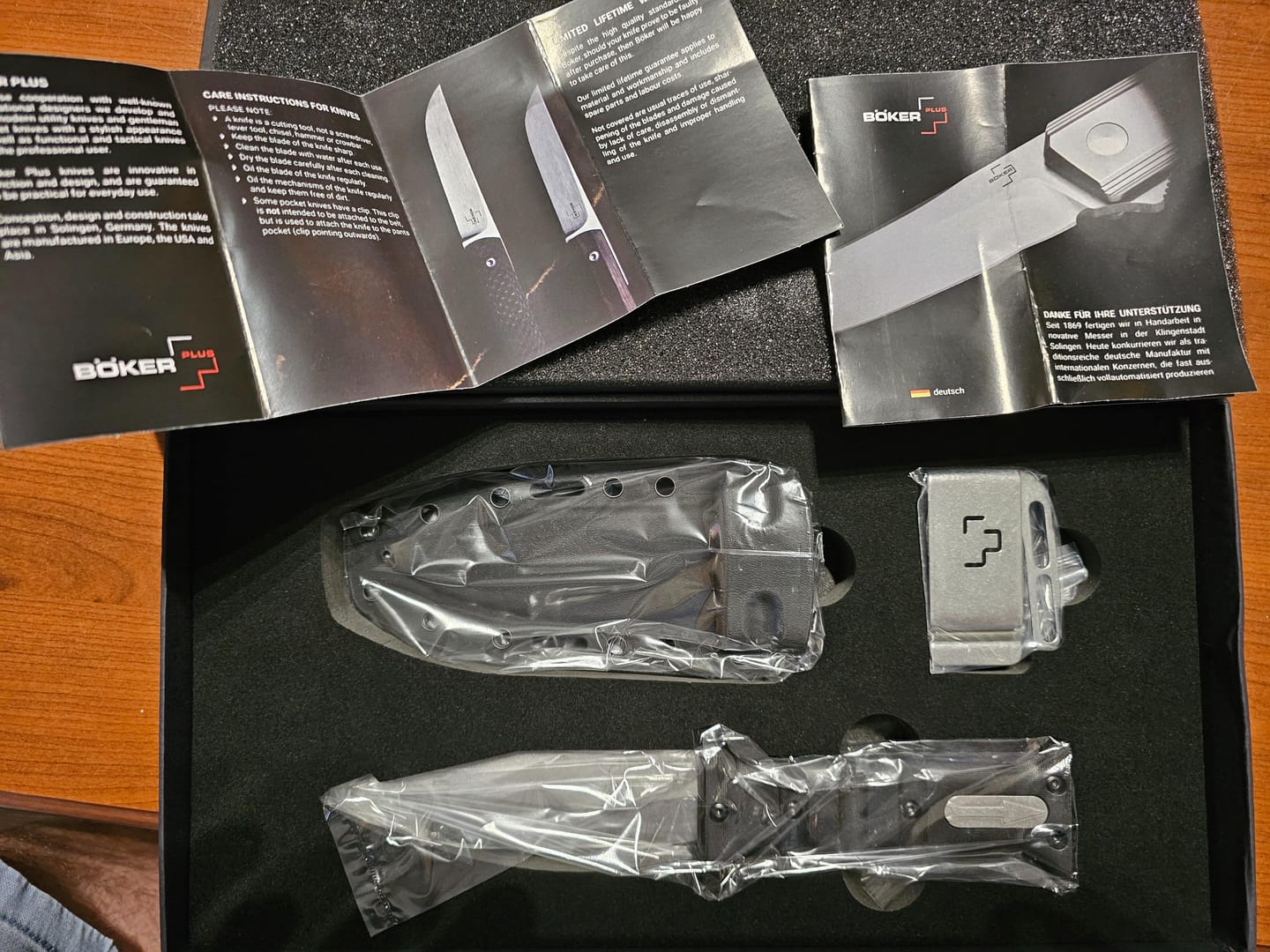 Customer photo review of Boker Extension Knife – D2 Steel Expandable Tactical Blade