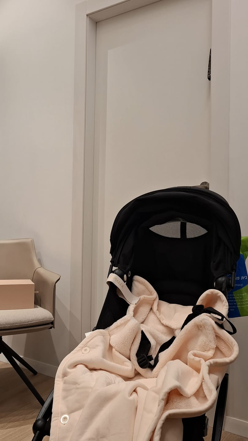 Customer photo review of Creamy Slumber Cream Luxury Velveteen Stroller Blanket