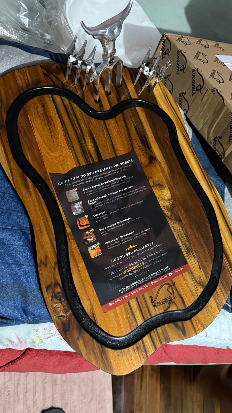 Customer photo review of Tábua de Churrasco Personalizada Damascus Design