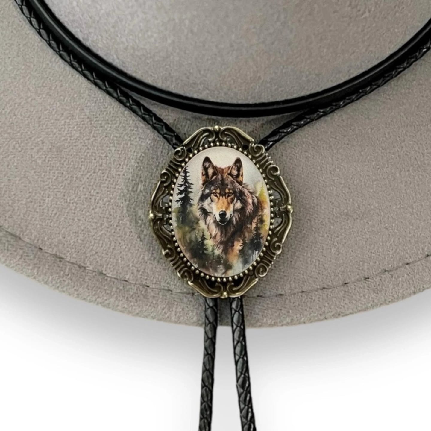 Customer photo review of Wolf Bolo Tie- Bolo Ties for Cowboy Attire Western String Tie