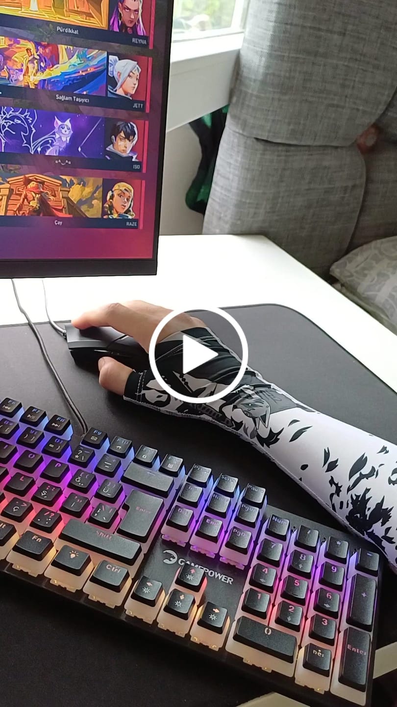 Customer video review of Wraith Esports Arm Sleeve