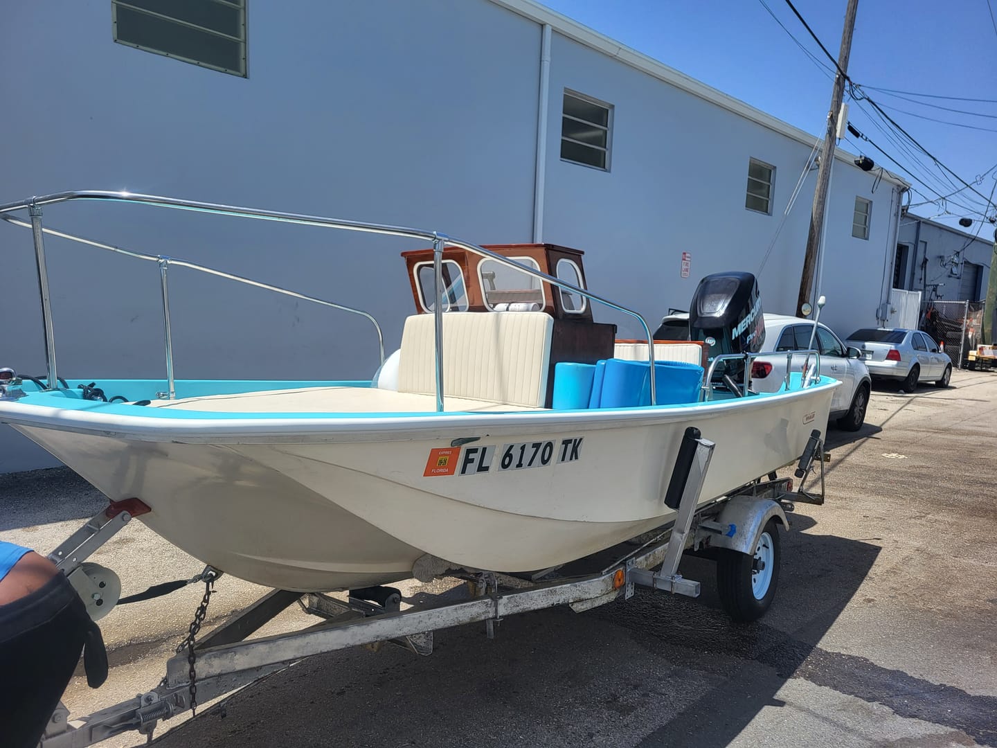 Customer photo review of Boston Whaler 16'/17' RPS Seat Cushion Set (Boston Whaler White)