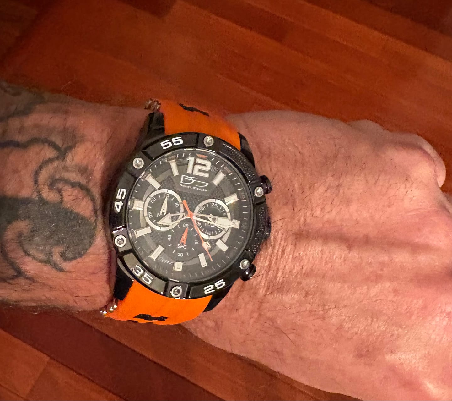 Customer photo review of Adventurer Men's Watch & Sunglasses