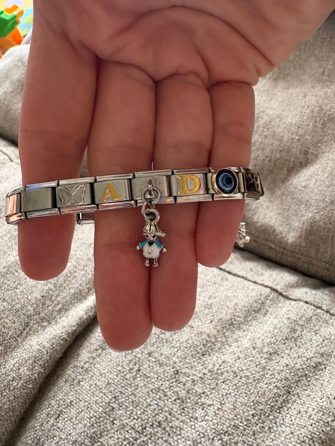 Customer photo review of Pulsera Italiana Clásica para Charms