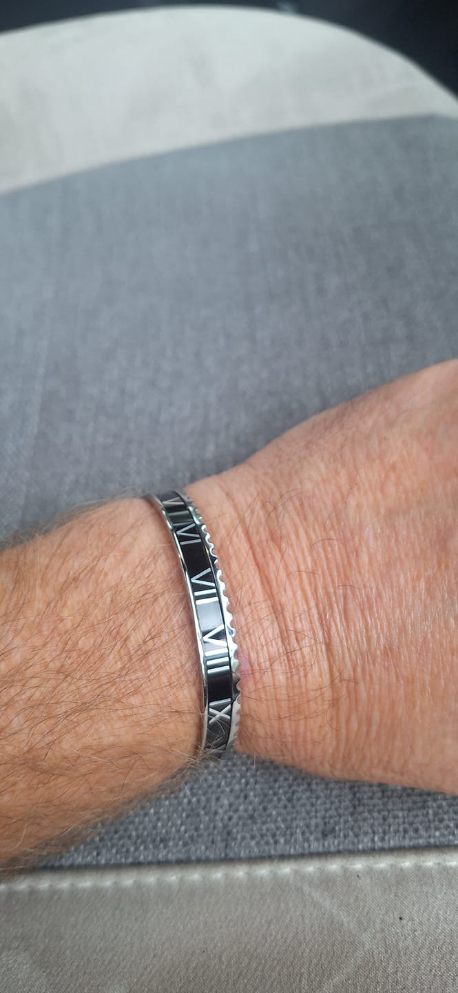 Customer photo review of ROMAN BEZELET BLACK