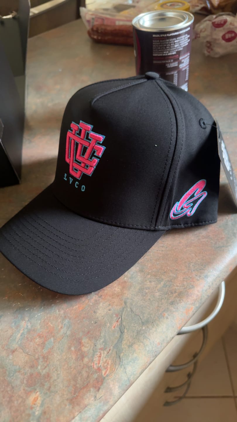Customer photo review of [LIMITED EDITION] DEEP FIT LVCO x Geeup Water Resistant A-FRAME HAT
