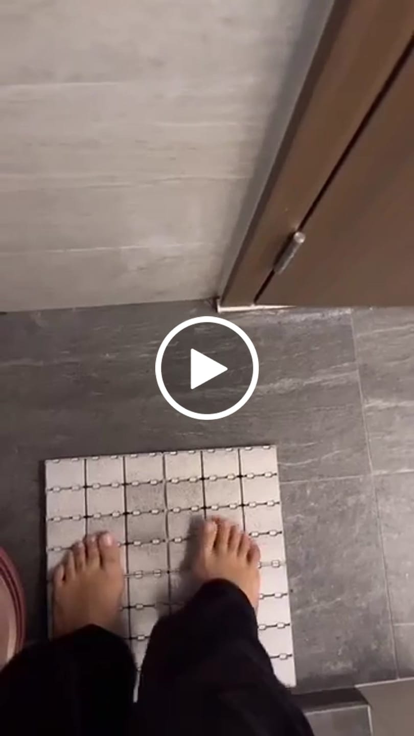 Customer video review of Diatomite Modular Bath Mat