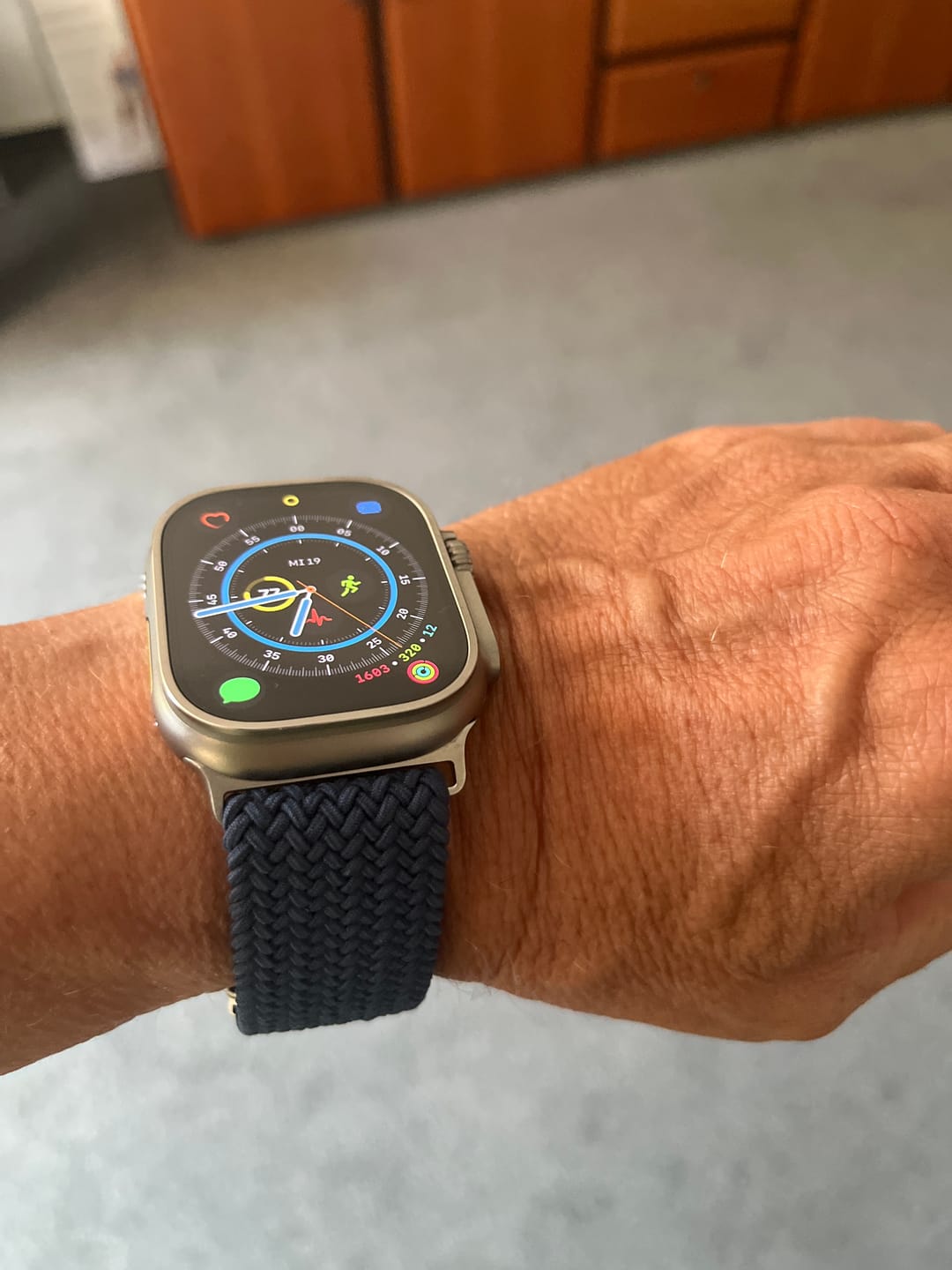 Customer photo review of arktisband Geflochtenes Apple Watch Ultra Armband "Casual" mit Magnetverschluss