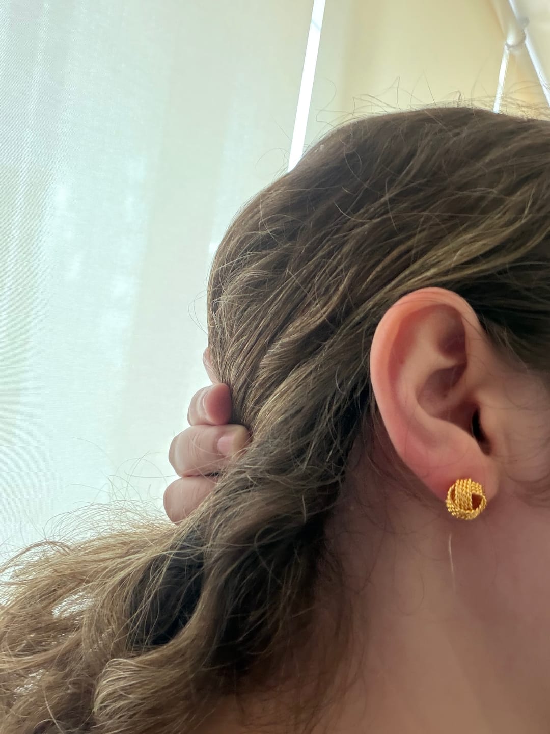 Customer photo review of Par Arete Nudo Trenzado
