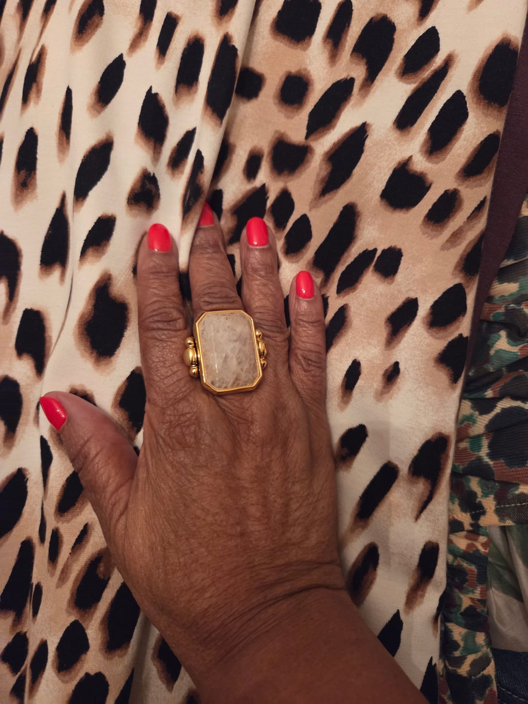 Customer photo review of Marique French Vintage Crystal Ring