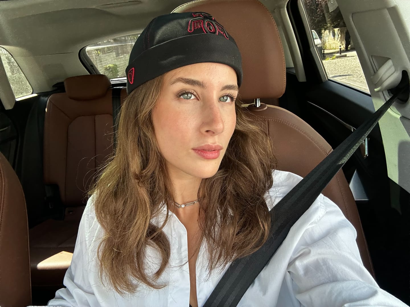 Customer photo review of Docker Hat - Symbols Collection - Red Indian - Siyah/Kırmızı
