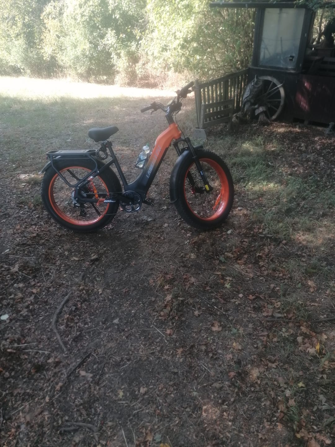 Customer photo review of Lankeleisi MG600 Plus 26" Fat Bike 960Wh All Terrain SUV E-Bike with Switchable Sensor 48V 20Ah Battery
