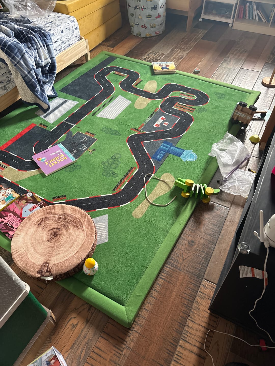 Customer photo review of Relax Mat - 1.4" Thick Soft Foam Play Mat