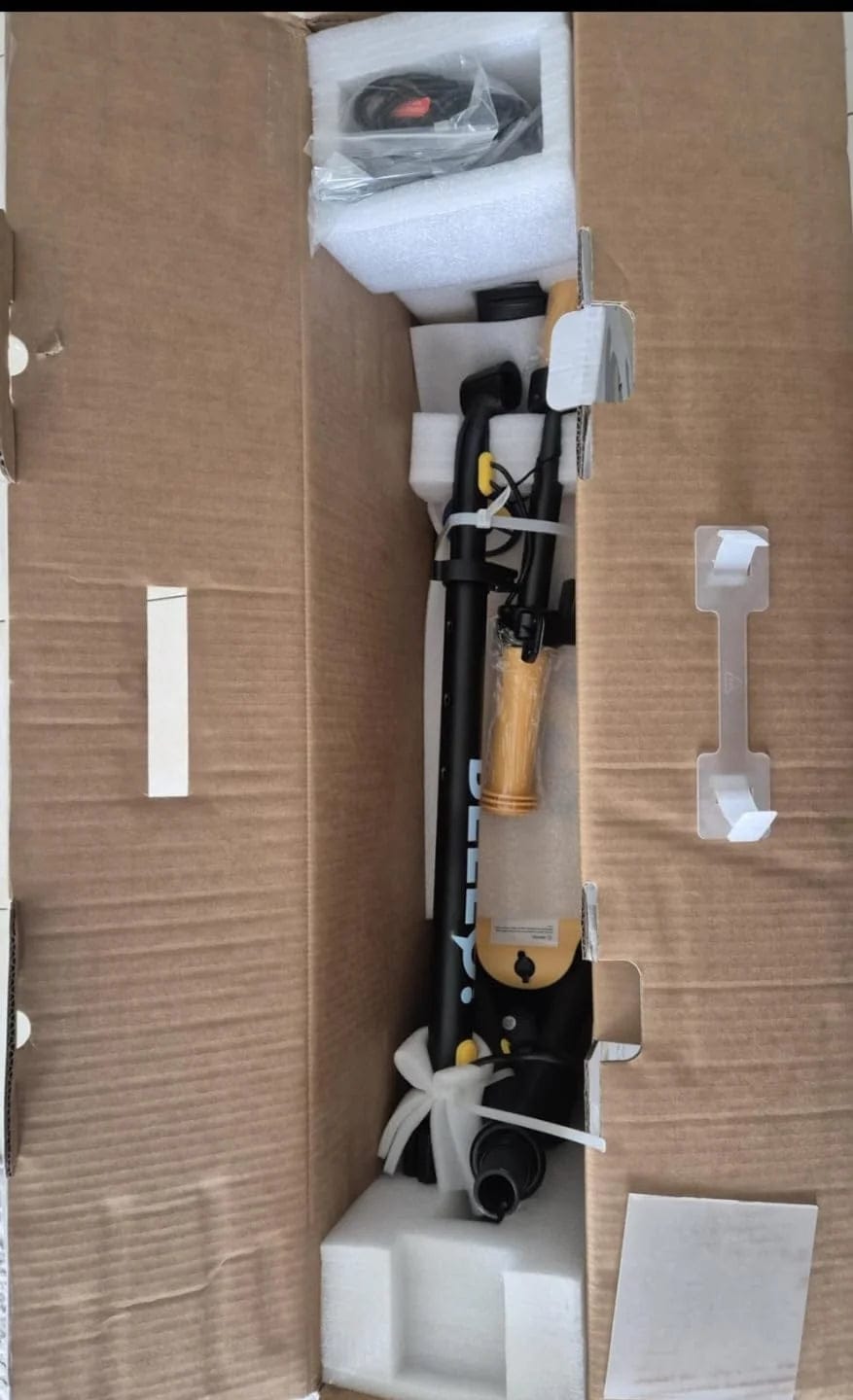 Customer photo review of Minions | Gyroor Kinder-Elektroroller 180W mit einstellbarer Höhe und Geschwindigkeit