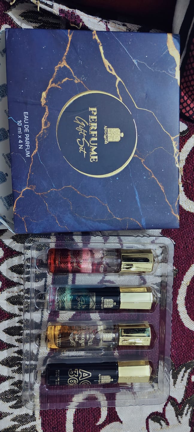 Customer photo review of Perfume Gift Set 4 Pcs Premium Perfume Spray