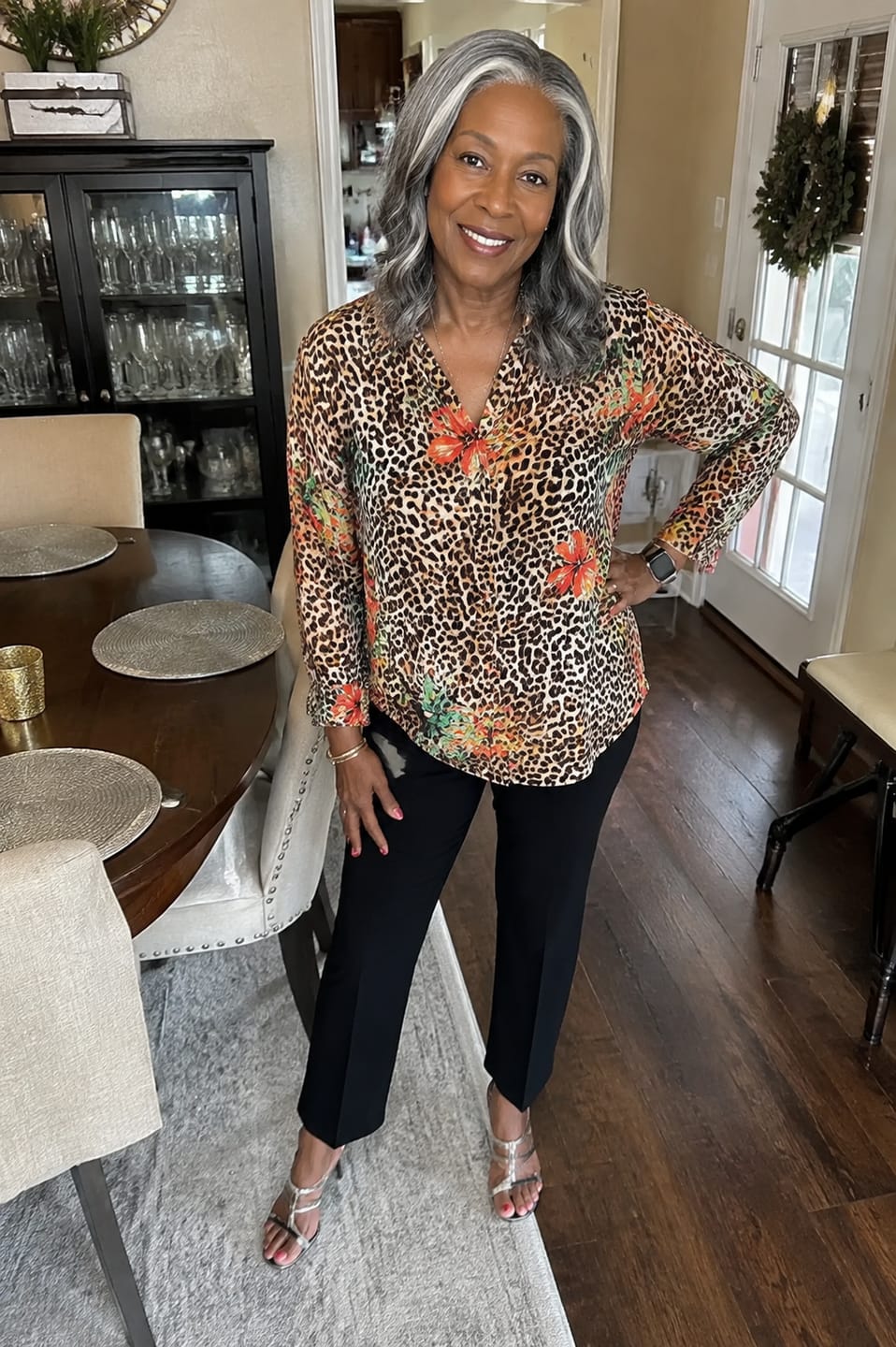Customer photo review of Luvwin 5x5 Closure Salt & Pepper Natural Wave Glueless Bob Wig