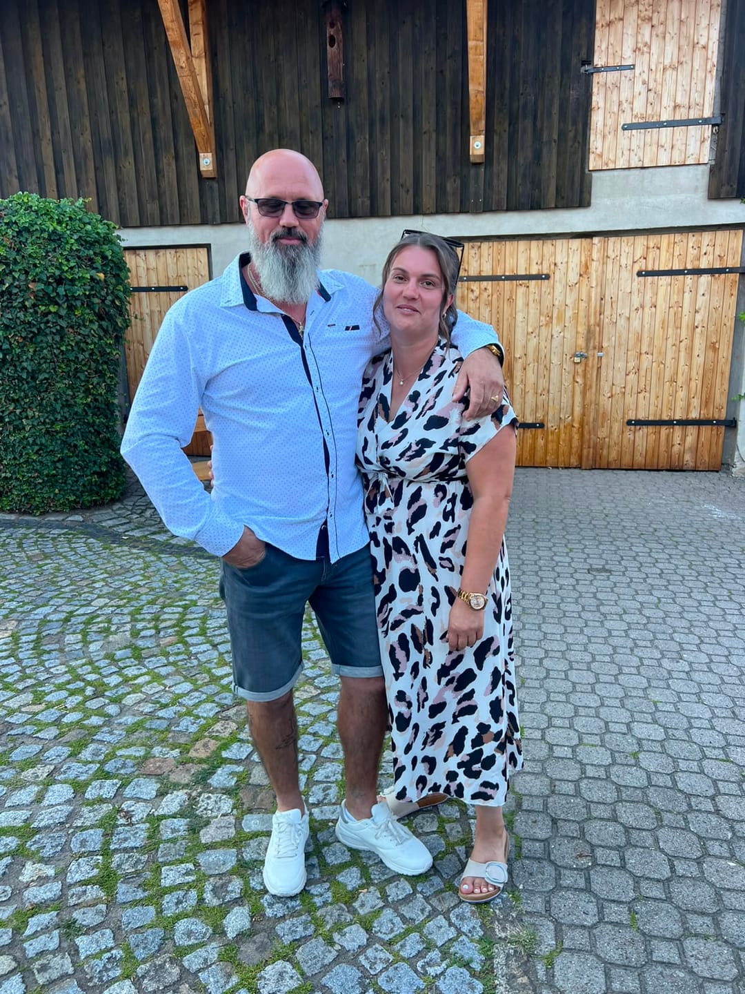 Customer photo review of "Sunshine Leo" schönes langes Kleid - hellbeige