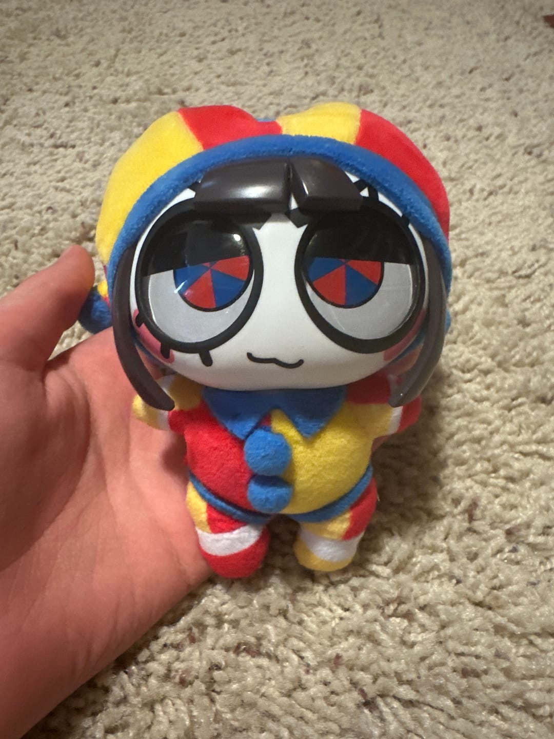 Customer photo review of Pomni Pendantz Blindbox