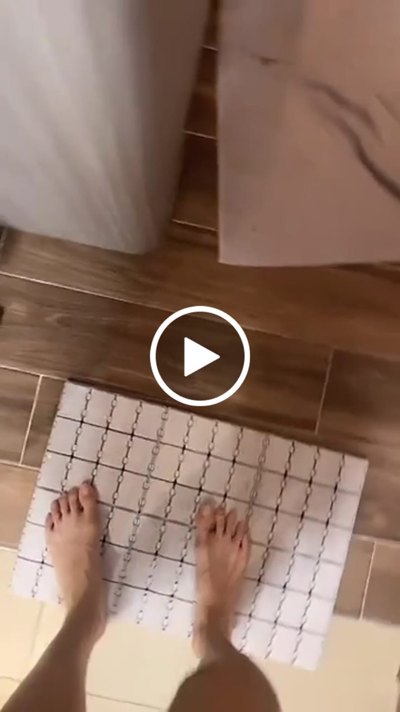 Customer video review of Diatomite Modular Bath Mat