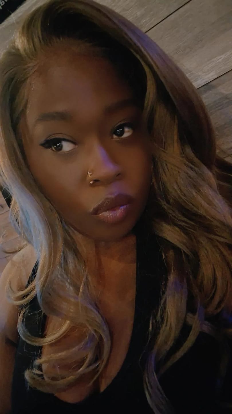 Customer photo review of Sensationnel Bare Lace Glueless Extra Transparent Luxe 13X6 Lace Front Wig - 13X6 UNIT 4