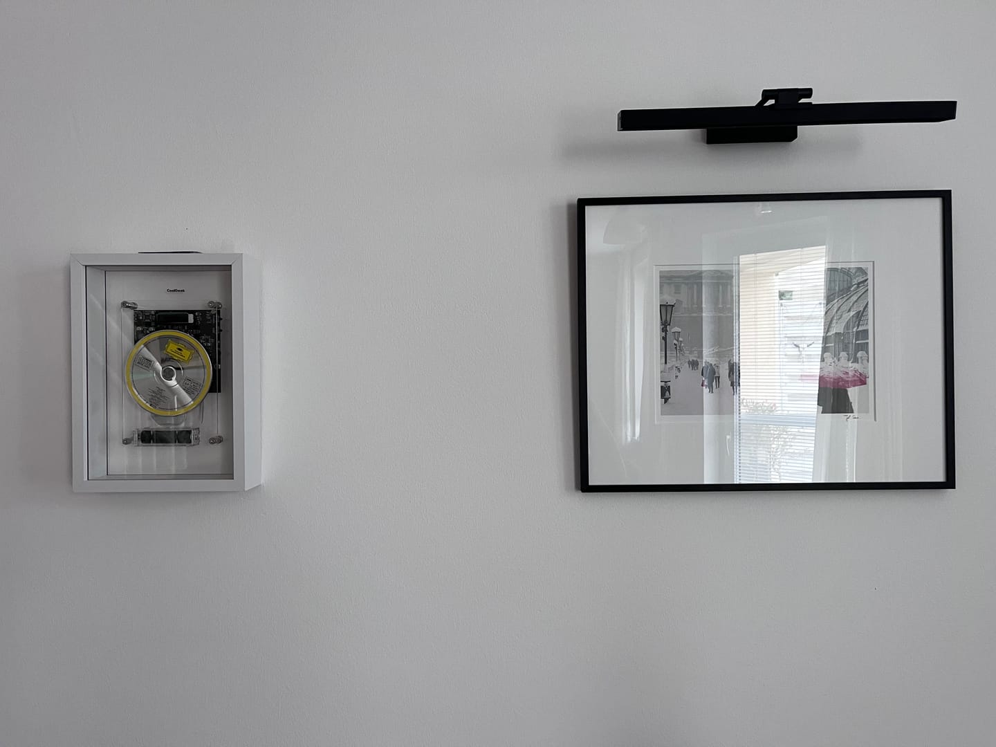 Customer photo review of M1 Music Frame CD Player