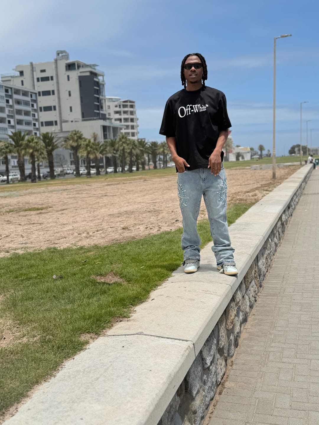 Customer photo review of Circle Diamond Denim - Black