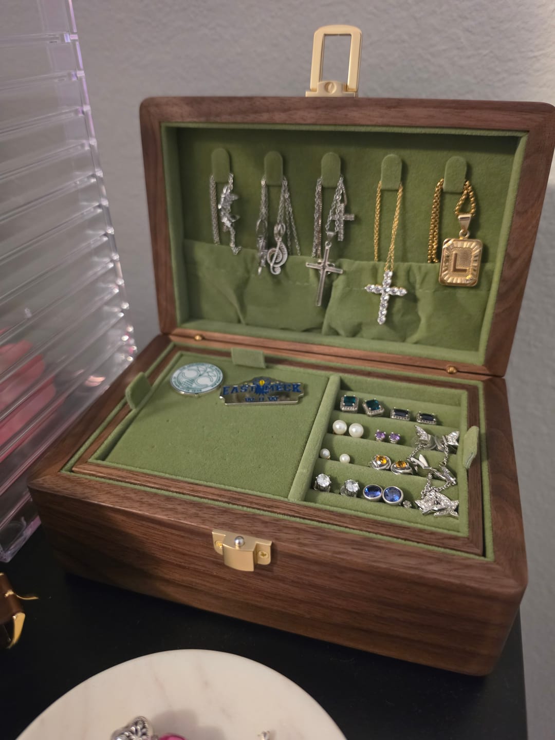Customer photo review of Velvet Walnut Minimalist Two-Layer Jewelry Box