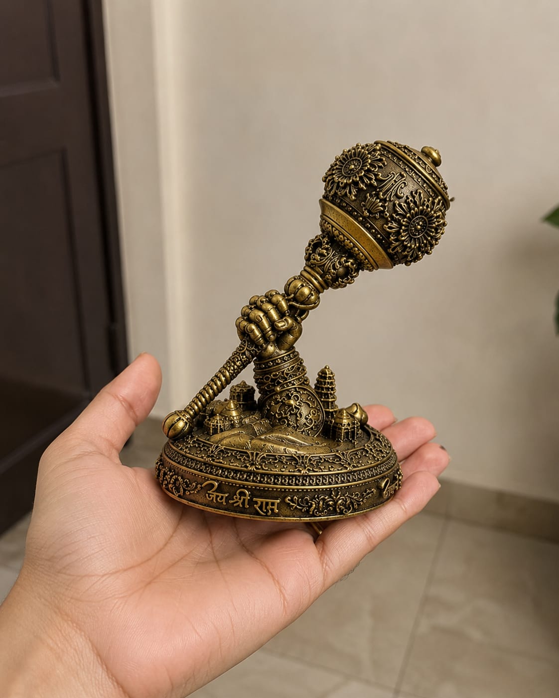 Customer photo review of Divine Car Dashboard Idol - Marble Dust Coated