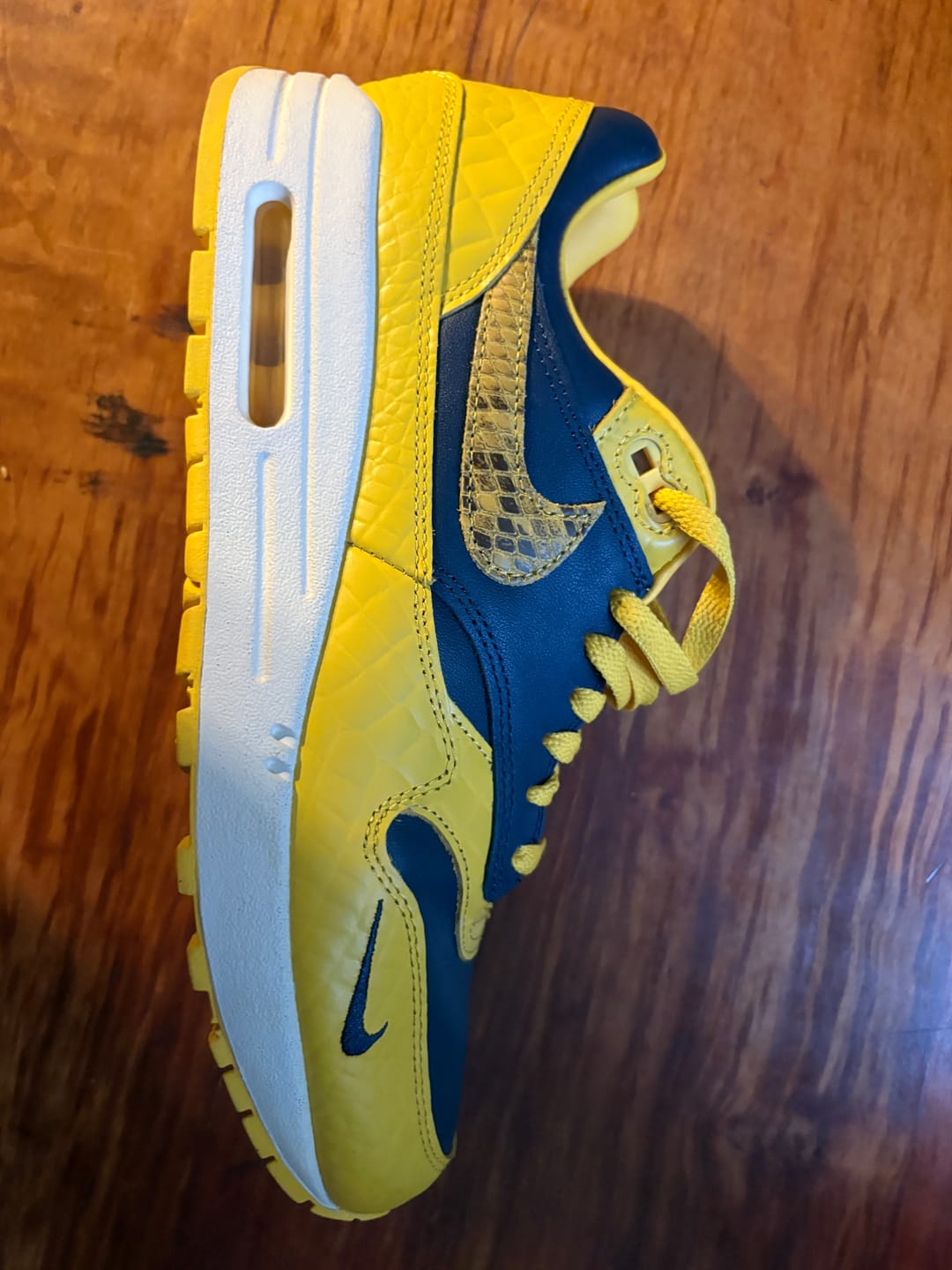 Customer photo review of Nike Air Max 1 CO.JP Michigan Head to Head
