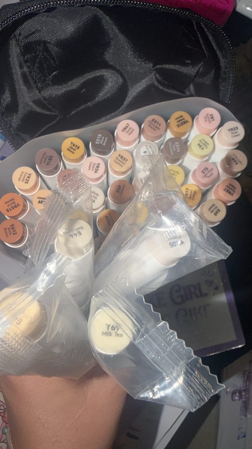 Customer photo review of Ohuhu Honolulu B E220 / E46 Individual Marker, Brush & Fine