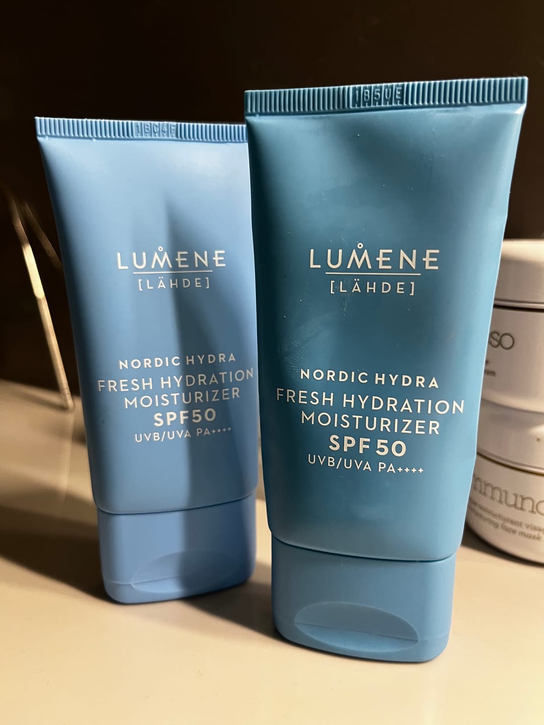 Customer photo review of Интензивно хидратиращ флуид с висока слънцезащита SPF50 Lumene NORDIC HYDRA Lahde