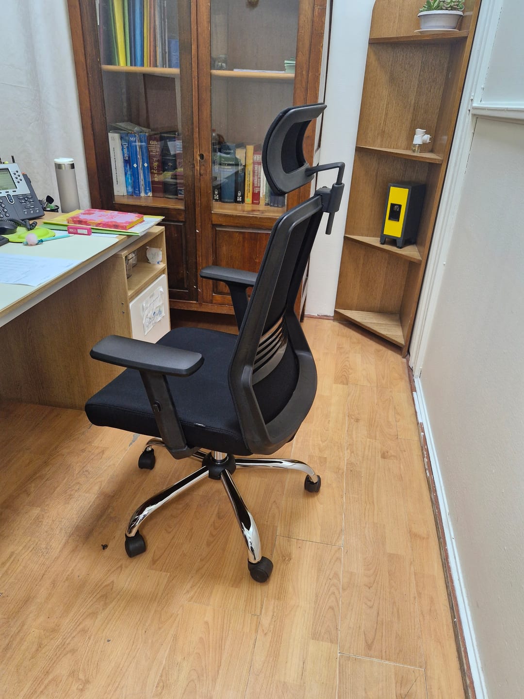 Customer photo review of Silla de escritorio Cuba Alta brazo Reg y cabecero