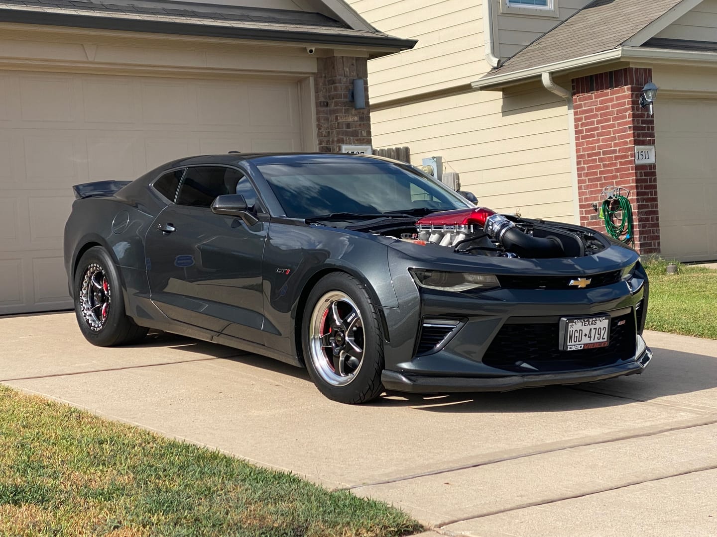Customer photo review of 2016-2024 Camaro Carbon Fiber Mirror Covers