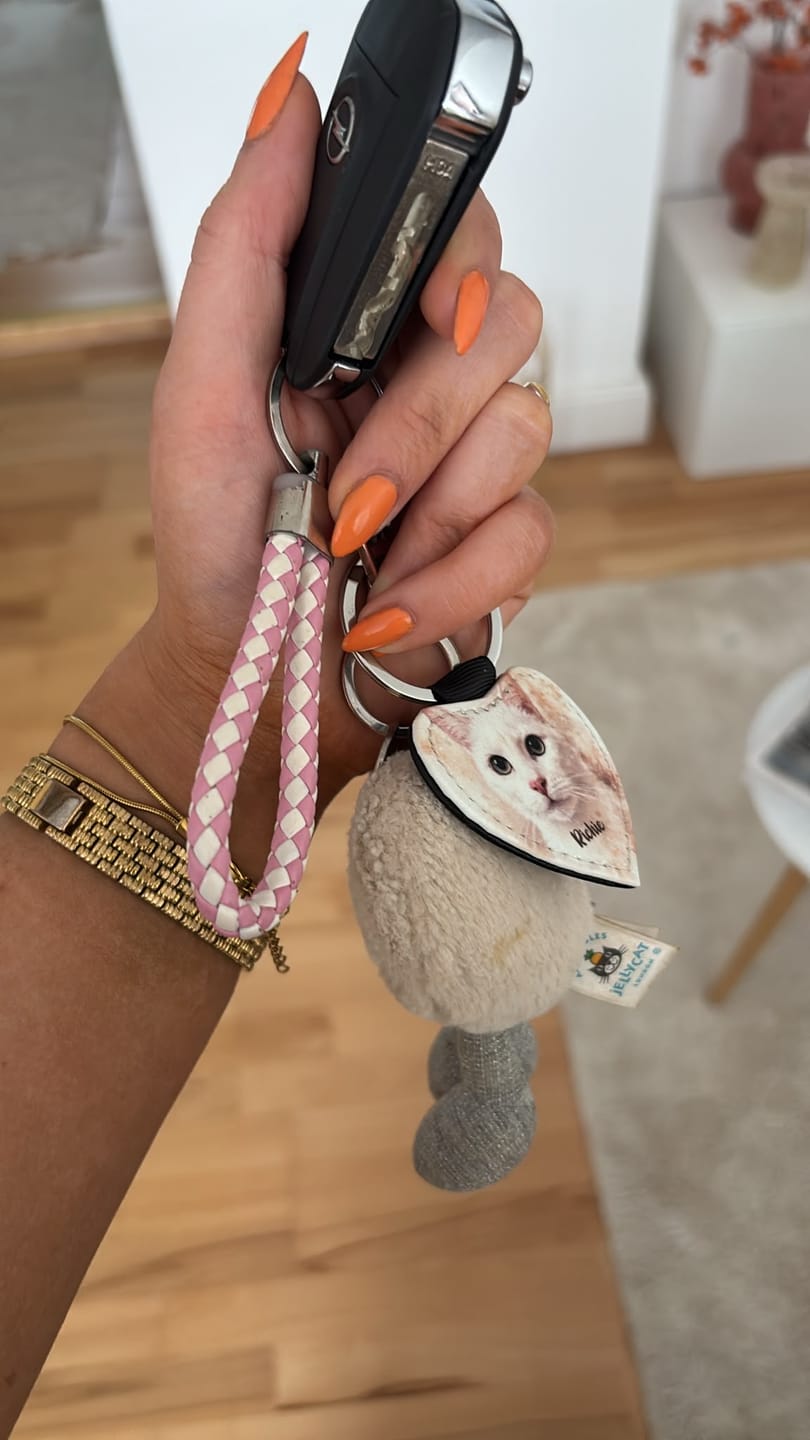 Customer photo review of Personalisierter Schlüsselanhänger - Aquarell Realistisches Porträt