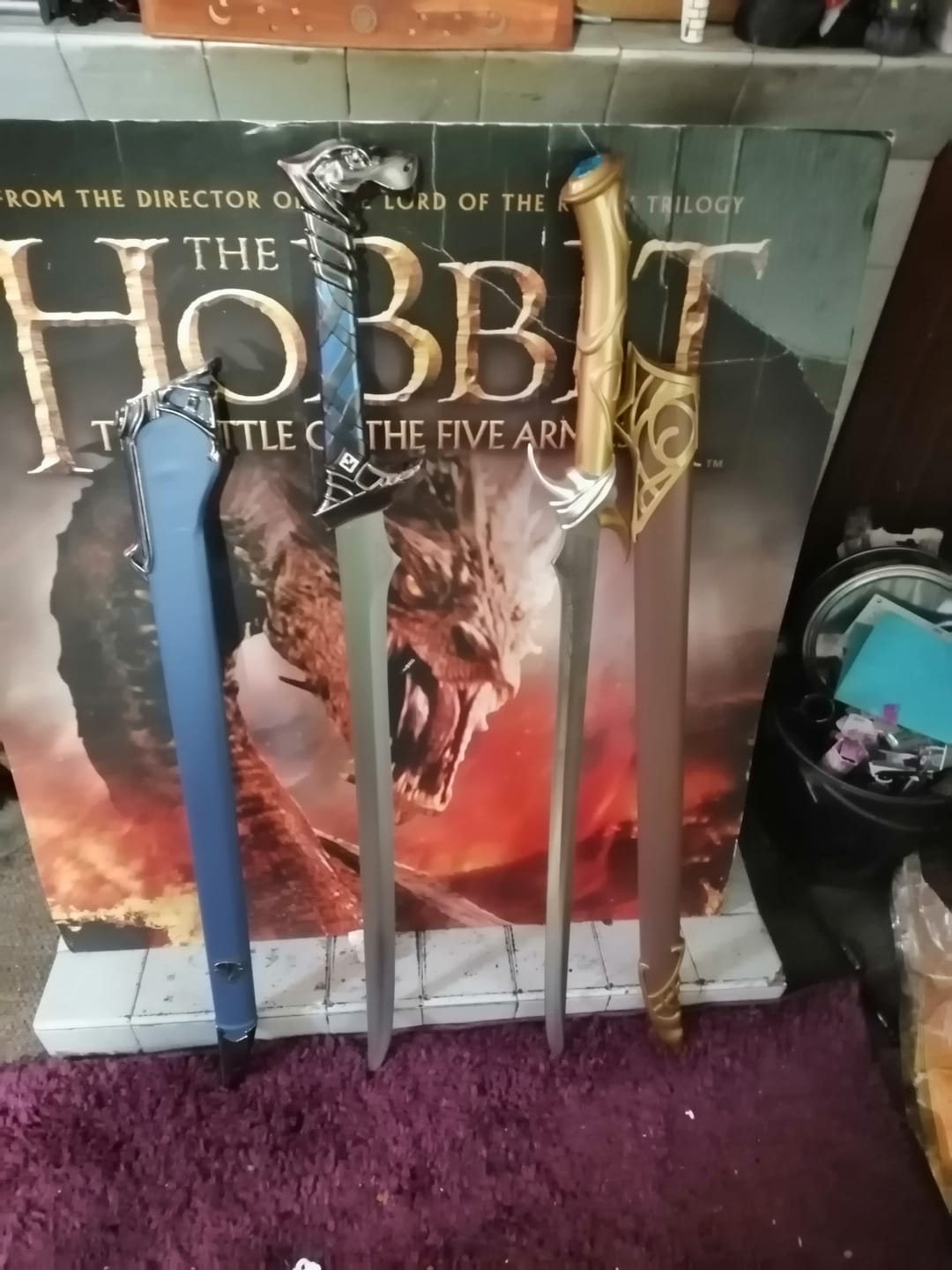 Customer photo review of Dungeons & Dragons Drizzt Do'Urden Icing Death Metal Sword